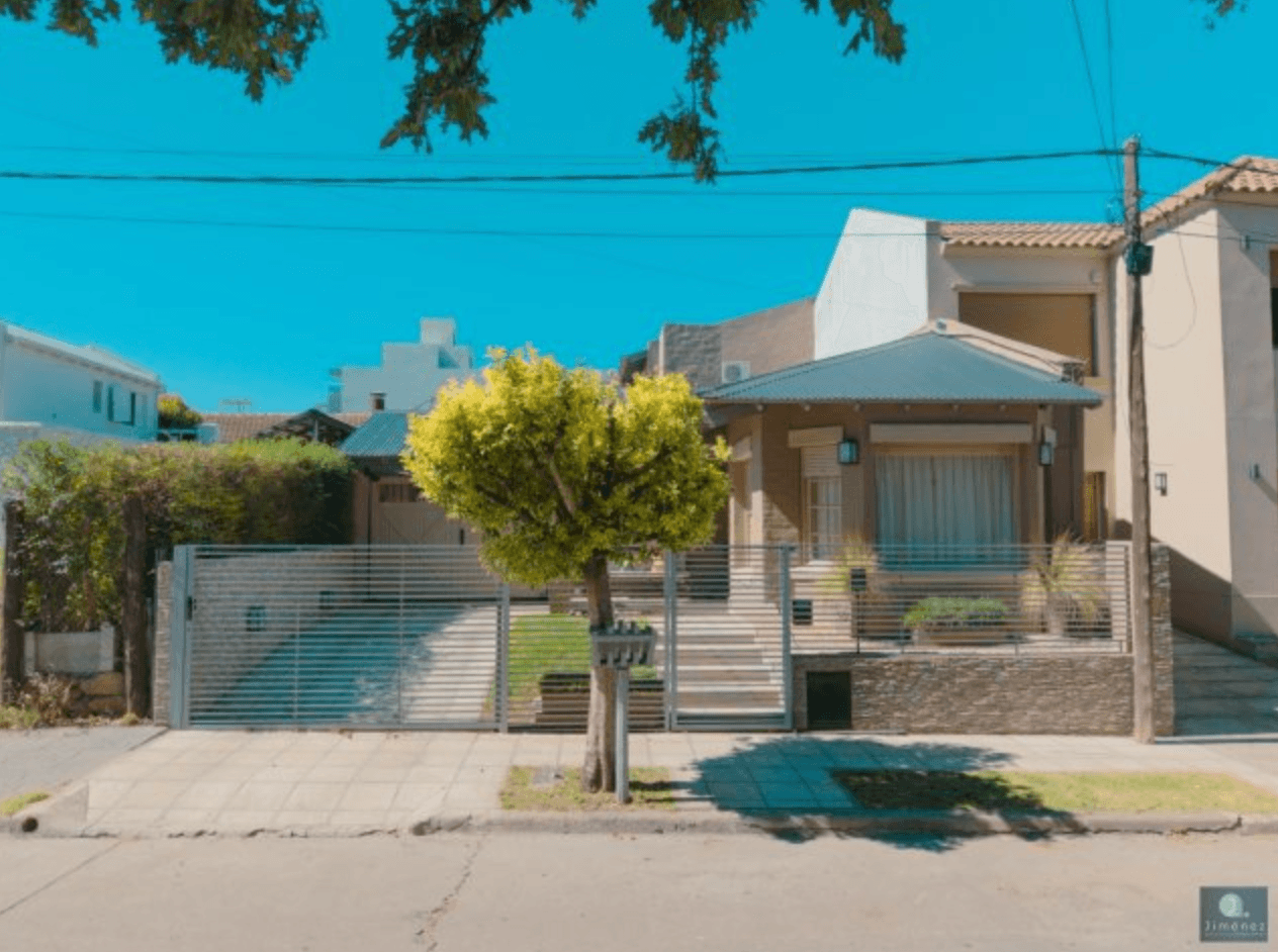 Carlos Gardel 200 - foto 1